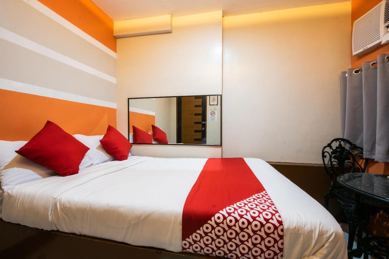 Oyo 475 Pearl Blossom Hotel Маніла Екстер'єр фото