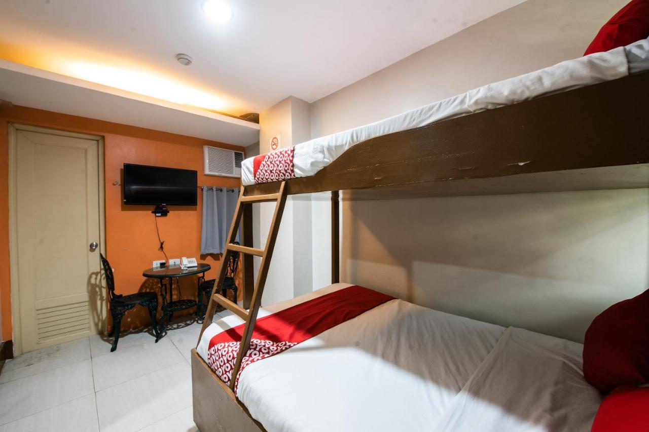 Oyo 475 Pearl Blossom Hotel Маніла Екстер'єр фото